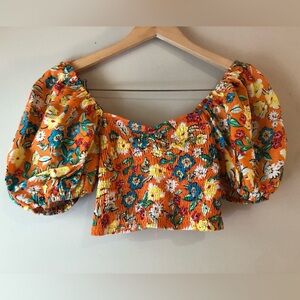 ♦️ Zara | Floral Smocked Cropped Puffy Sleeve Top